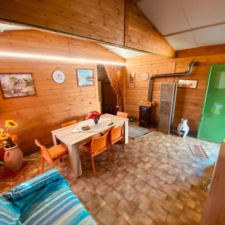 Il Gelsomino Dell'etna Chalet